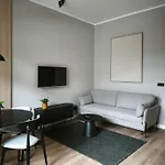 Апартаменты Rail & Old Town