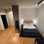 Rail & Old Town Апартаменты Познань