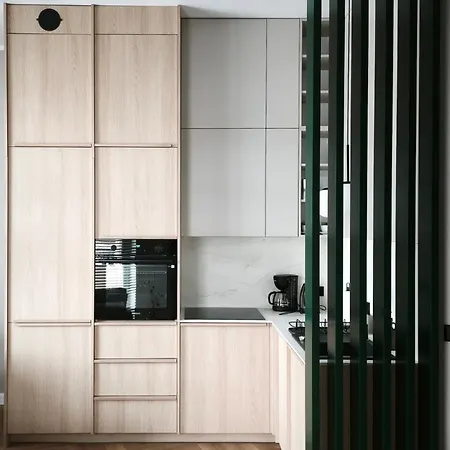 Rail & Old Town * Poznań