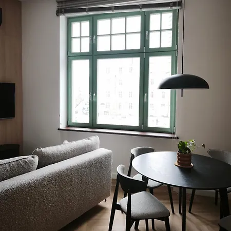 Rail & Old Town Apartament