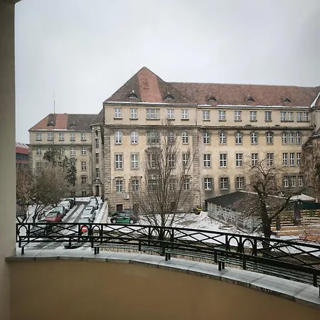 Apartament Rail & Old Town