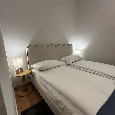 Rail & Old Town * Poznań