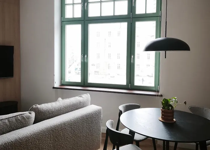 Rail & Old Town Apartament